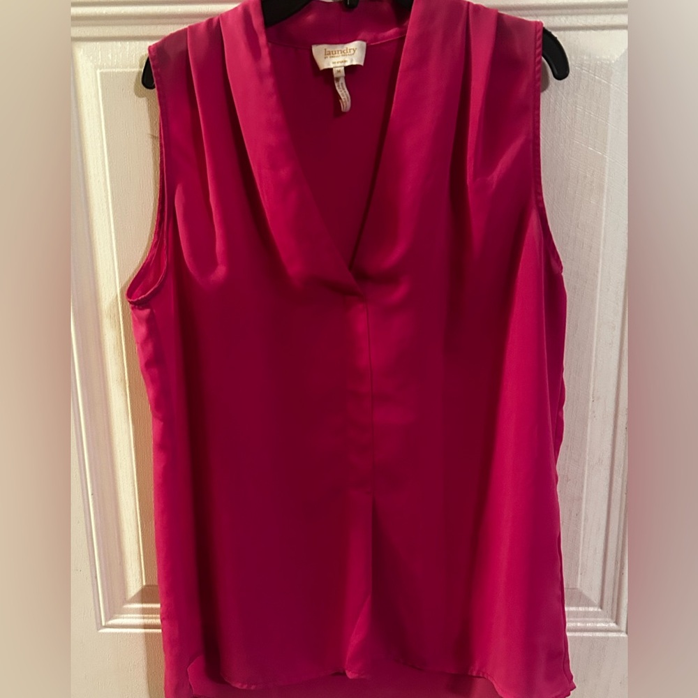 2@$15 1 Laundry and 1 Loft  Sleeveless Blouses